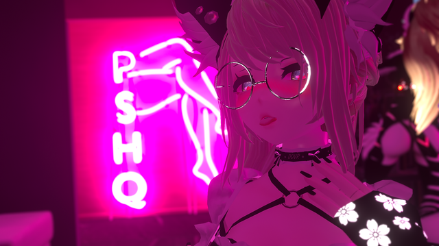2024-03-01 - PSHQ - VIP Room: VRChat_2024-03-01_22-56-46.774_2560x1440.png