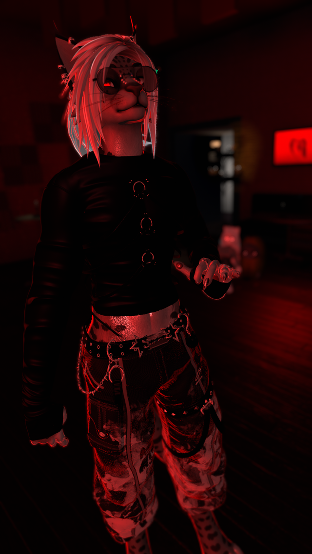 2025-03-13 - Mansion: VRChat_2025-03-13_22-12-48.374_2560x1440.png